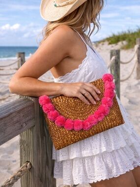 Shiraleah Woven Straw Clutch Pink Pom Pom Trim Boho Summer Statement Hand Bag